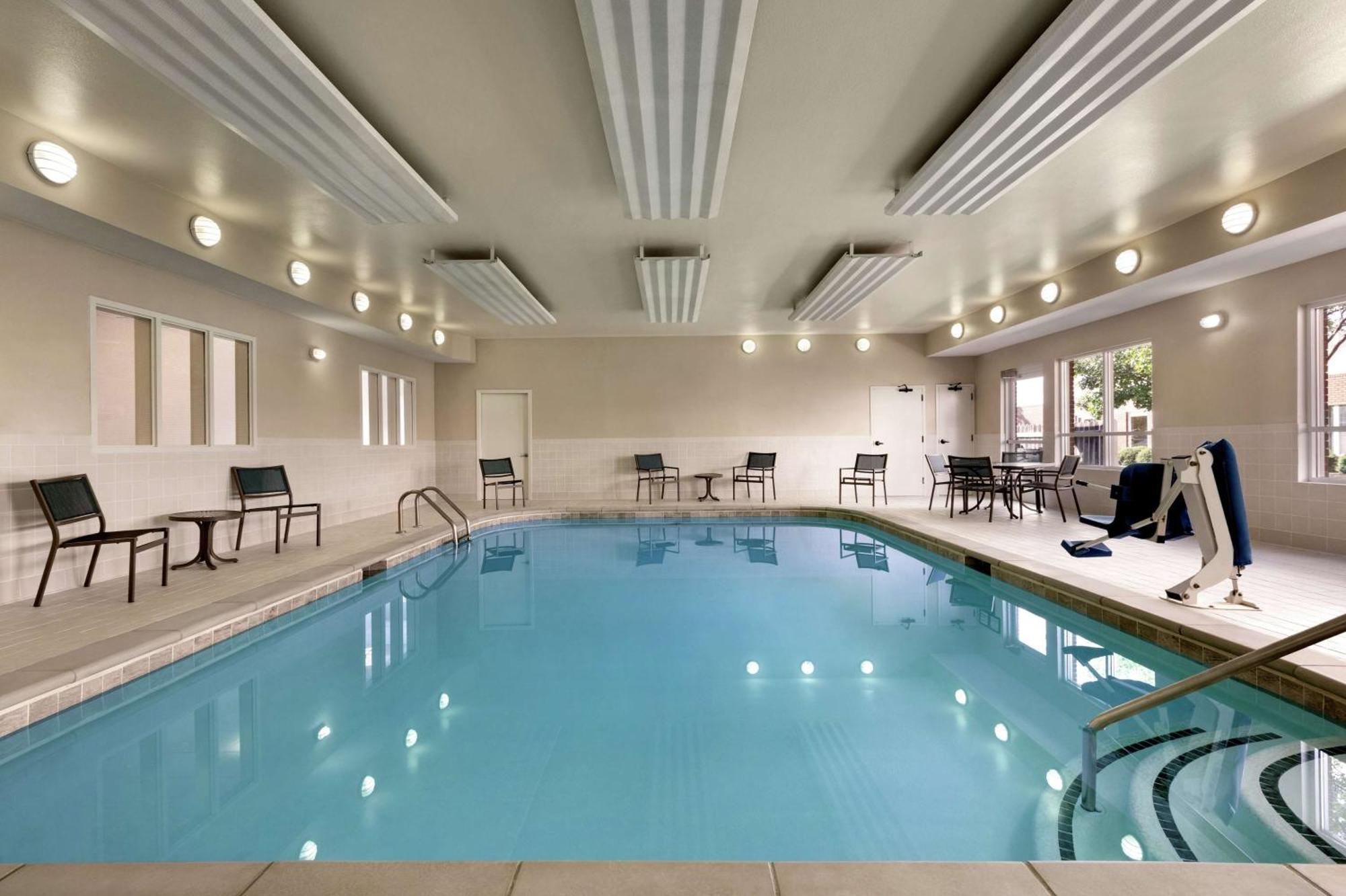Homewood Suites By Hilton Dallas-Арлингтон Экстерьер фото