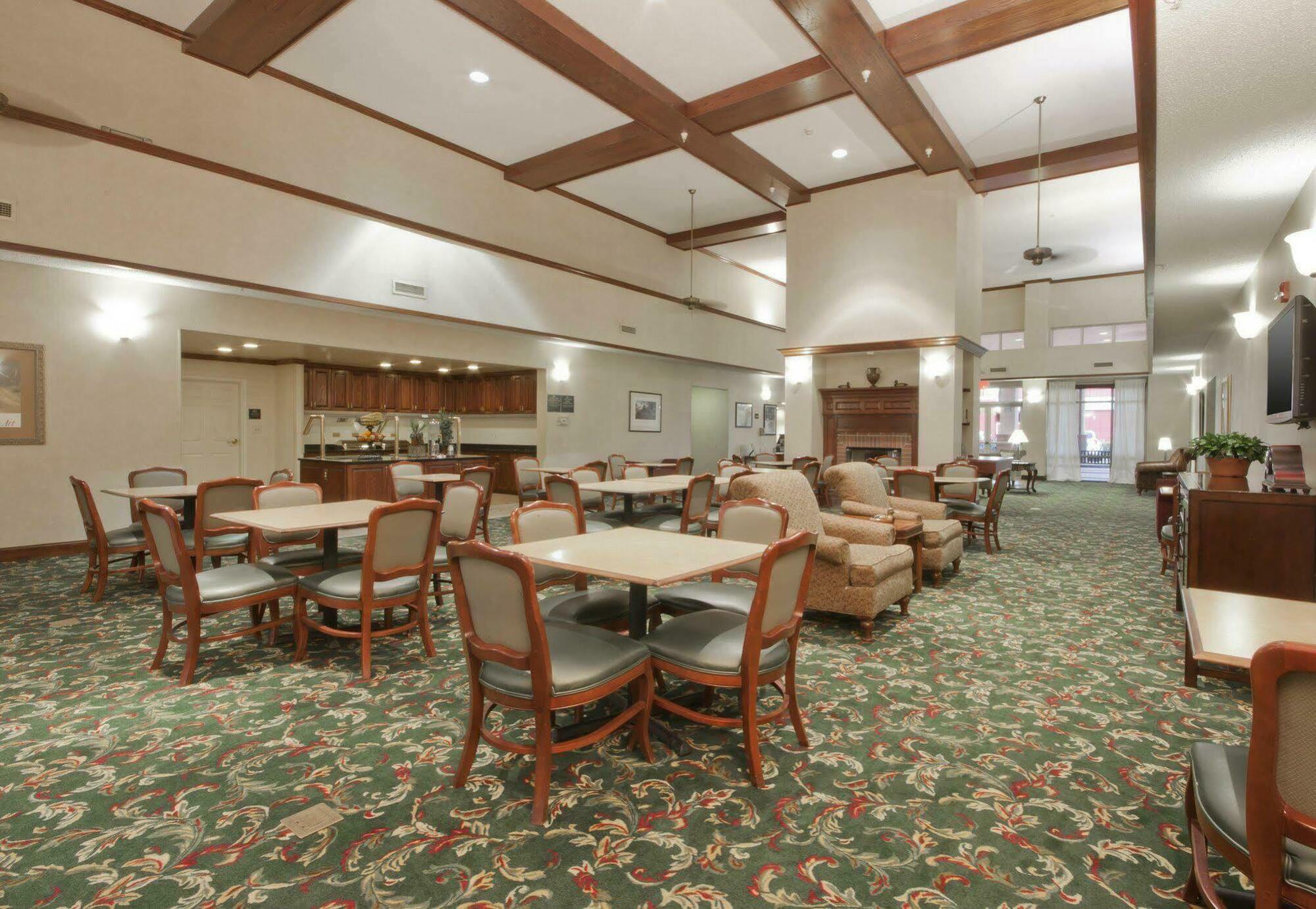 Homewood Suites By Hilton Dallas-Арлингтон Экстерьер фото