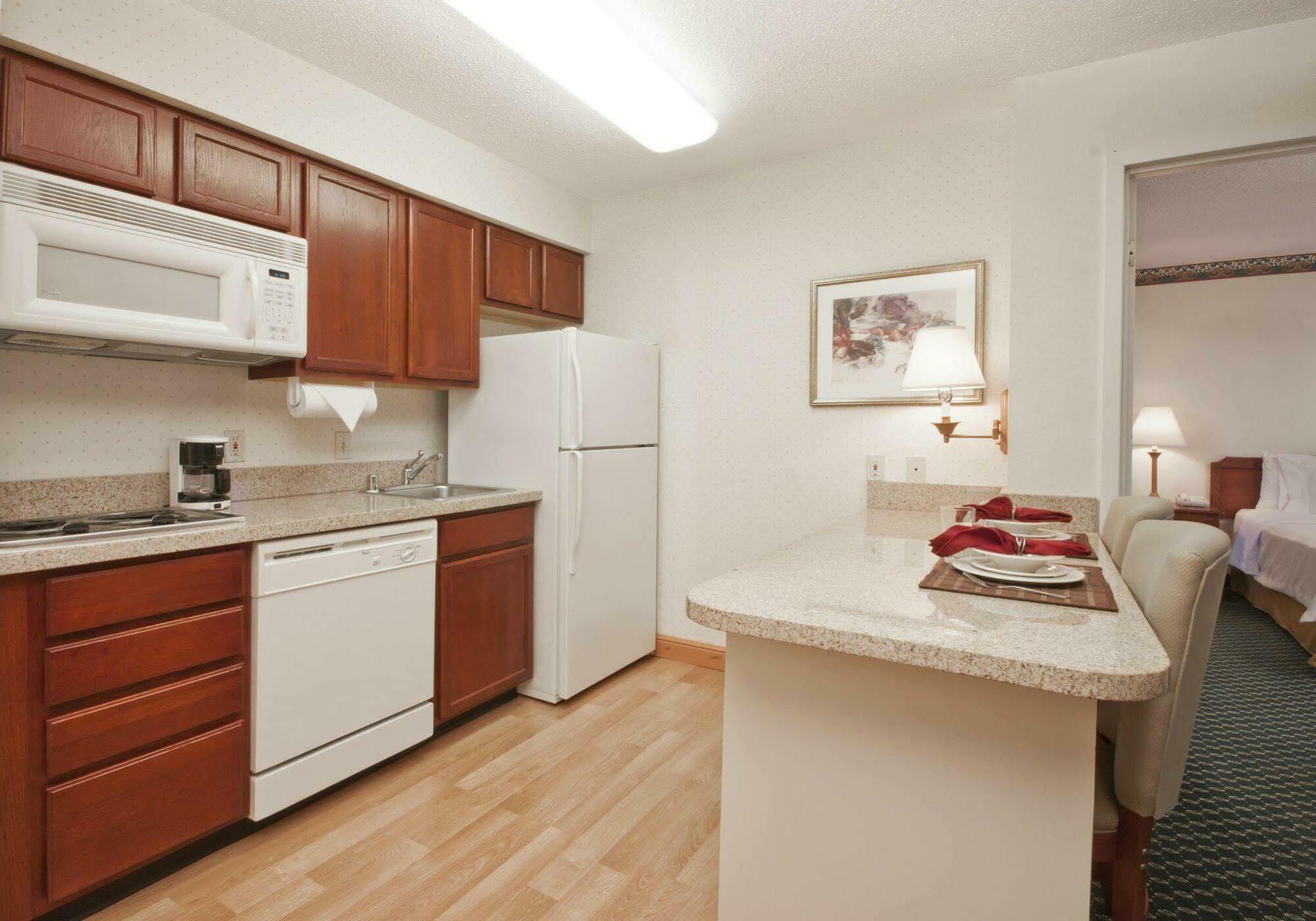 Homewood Suites By Hilton Dallas-Арлингтон Экстерьер фото